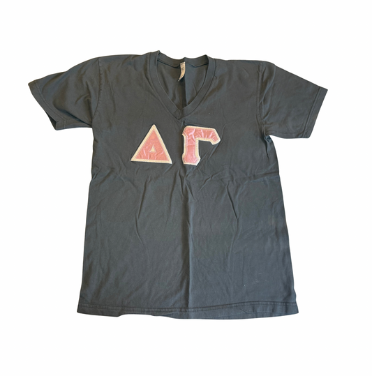 Delta Gamma Grey V-Neck ΔΓ Letter Tee - Size M