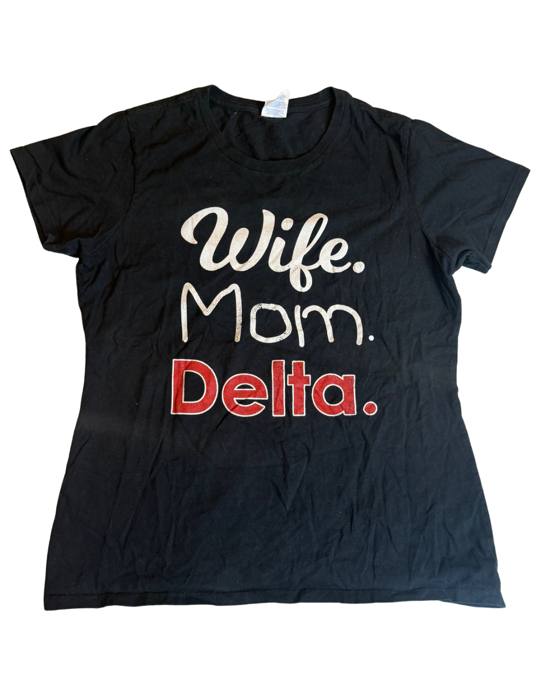 Delta Sigma Theta "Wife. Mom. Delta." Tee – Black
